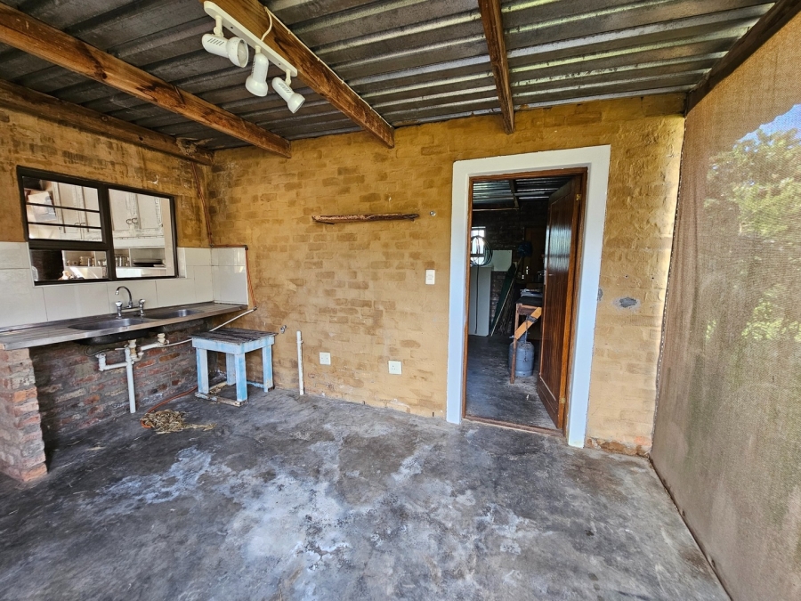 2 Bedroom Property for Sale in Albertinia Western Cape